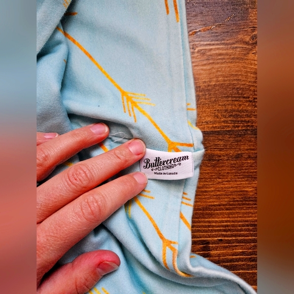 Infinity Scarf - Picture 2 of 3